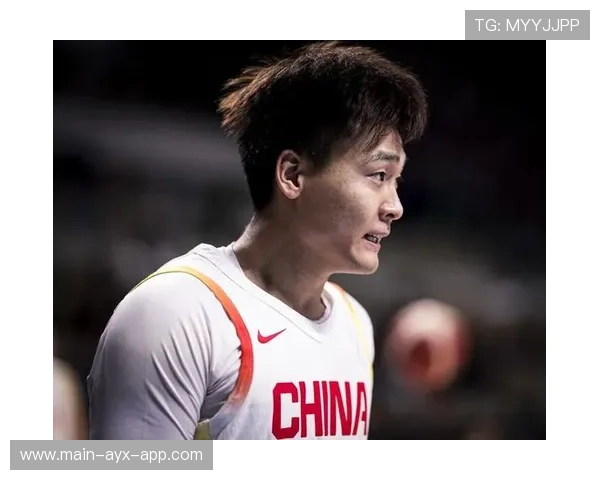 拼搏是中国篮球最亮的底色,篮球的拼搏精神 拼搏是中国篮球最亮的底色,篮球的拼搏精神